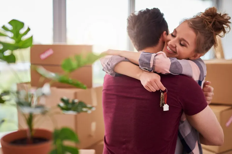 couple, move, key, apartment